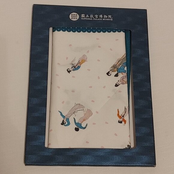 National Palace Museum - Spring Dawn in the Han Palace Handkerchief - Blue BNIP - Picture 1 of 8